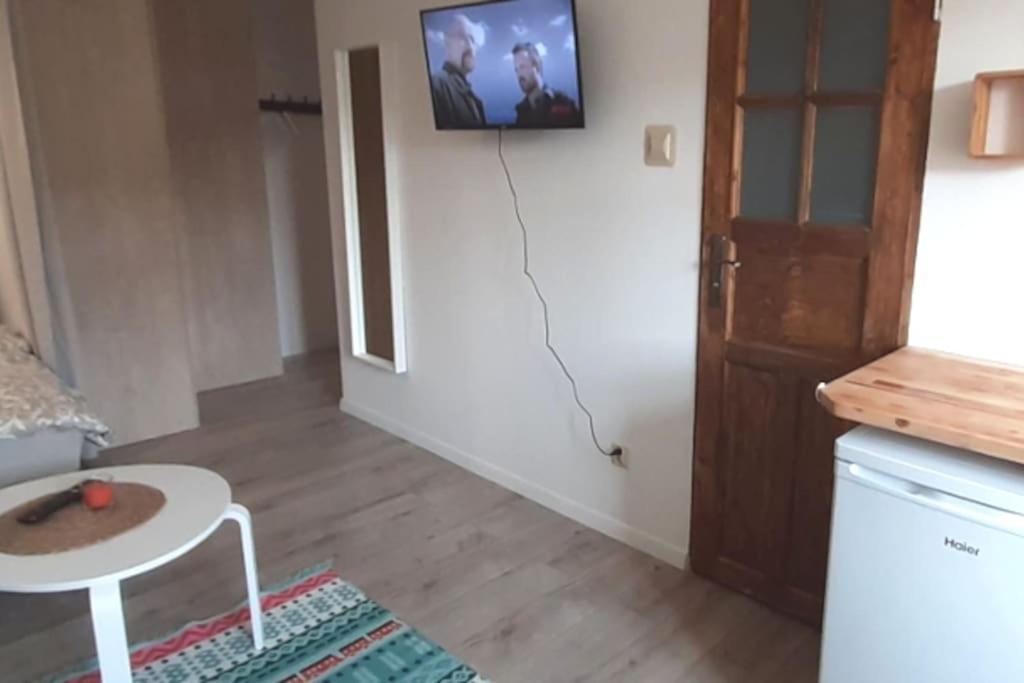 Lemuria Apartament Szkolna Centrum ليجنيكا المظهر الخارجي الصورة